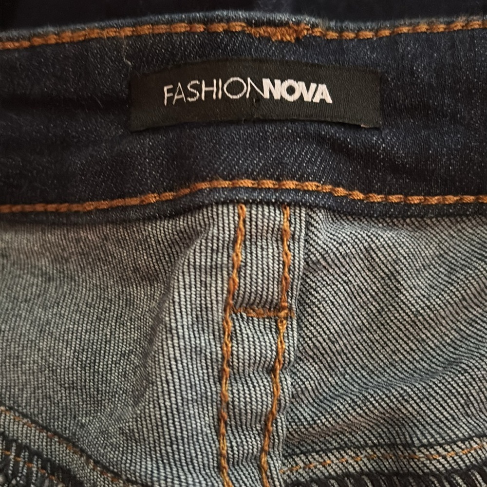 Fashion Nova Dark Blue Chain Lace-Up Jeans - Picture 5 of 6